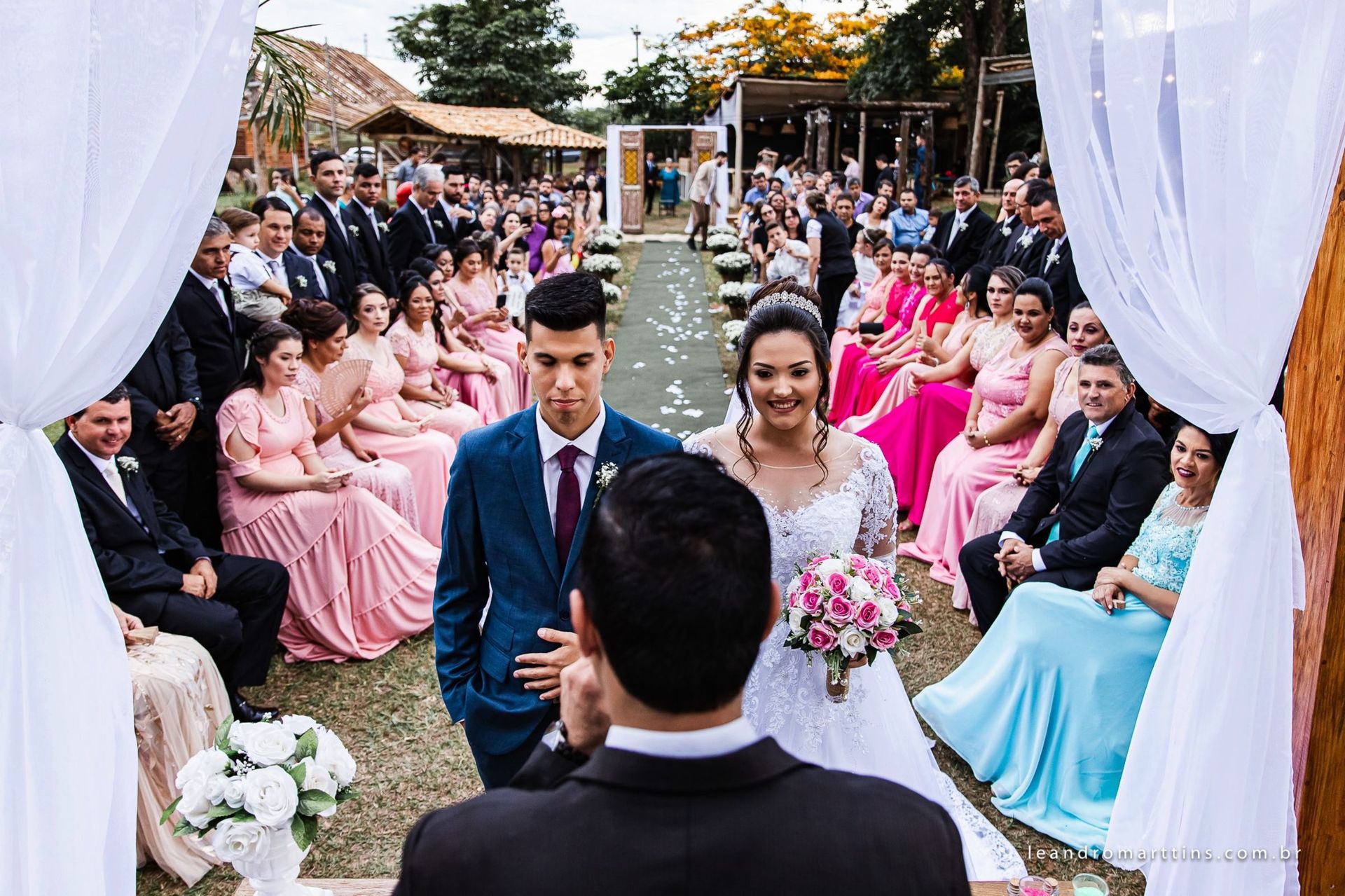 Casamento Jayne e Richard no espaço Remanso do Café