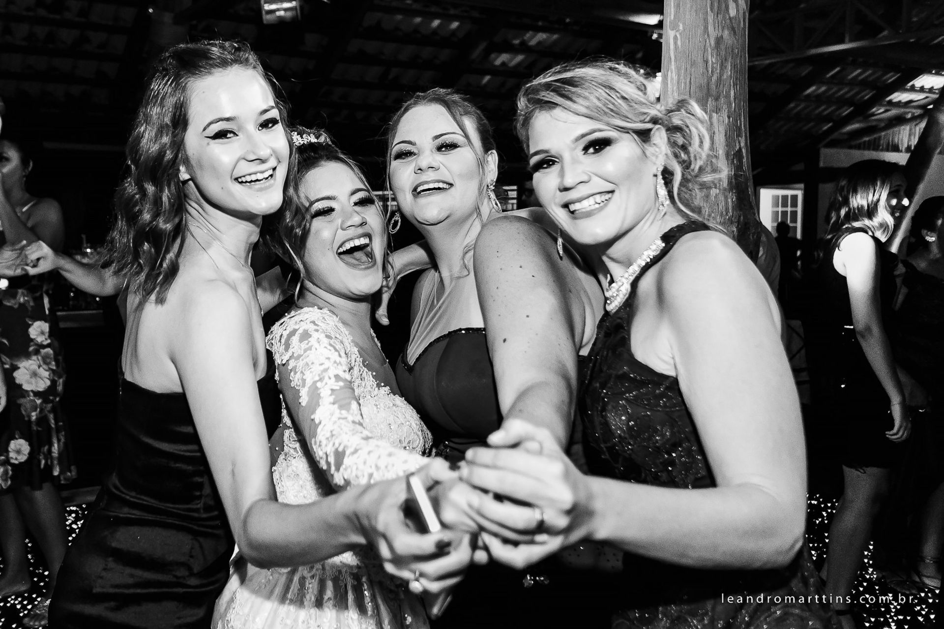 Casamento Júlia e João Paulo no espaço Santa Felicidade Eventos