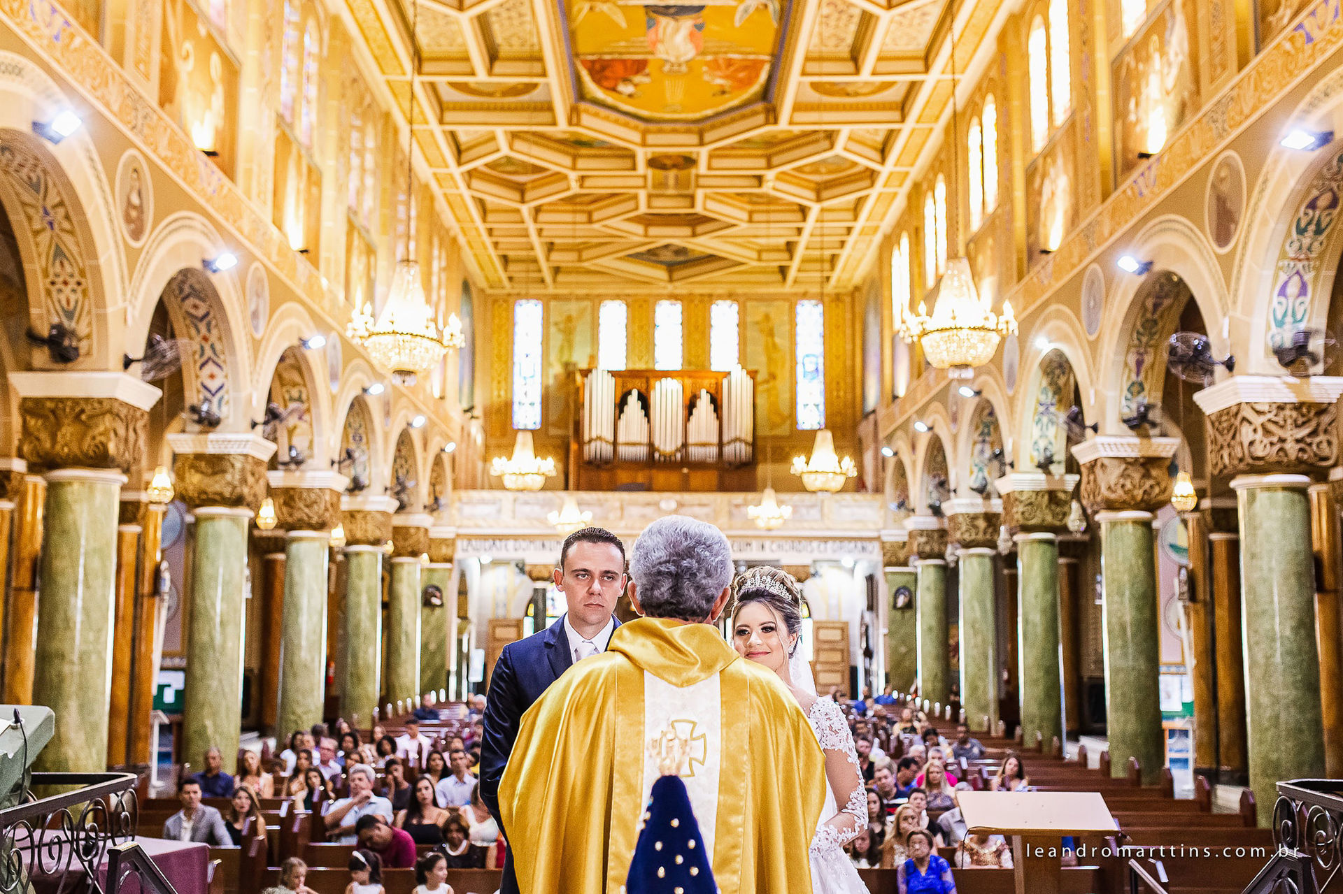 Casamento Júlia e João Paulo no espaço Santa Felicidade Eventos