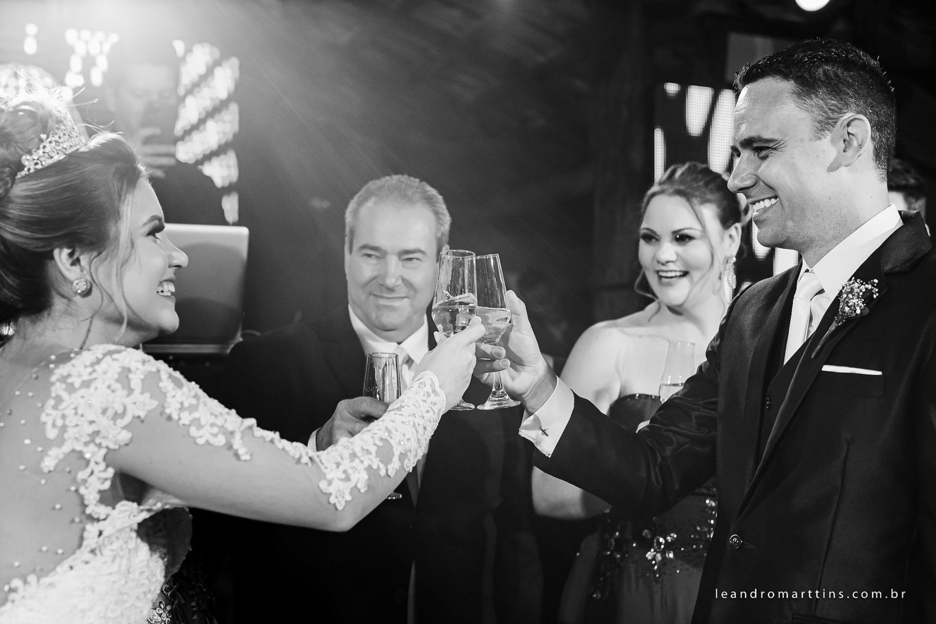 Casamento Júlia e João Paulo no espaço Santa Felicidade Eventos