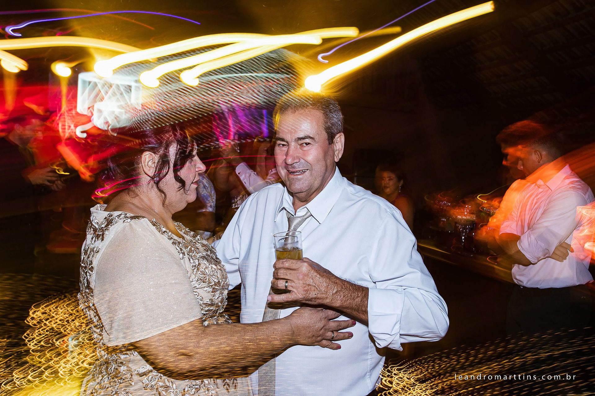 Casamento Júlia e João Paulo no espaço Santa Felicidade Eventos