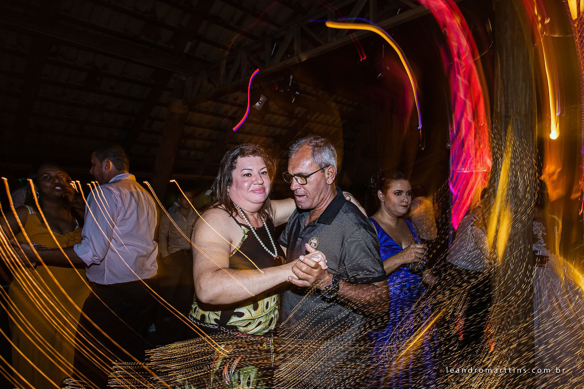 Casamento Júlia e João Paulo no espaço Santa Felicidade Eventos