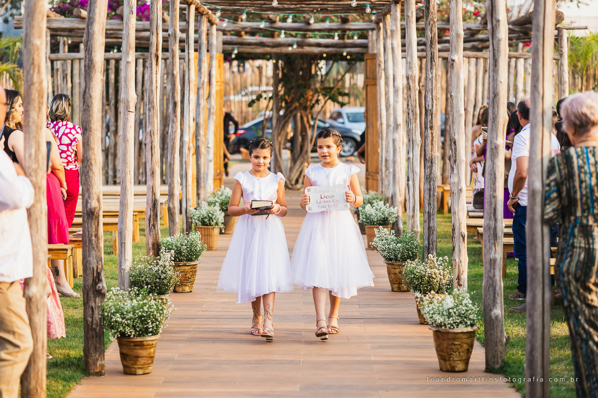 Casamento Lara e Bruno no espaço Estância Ouro Branco