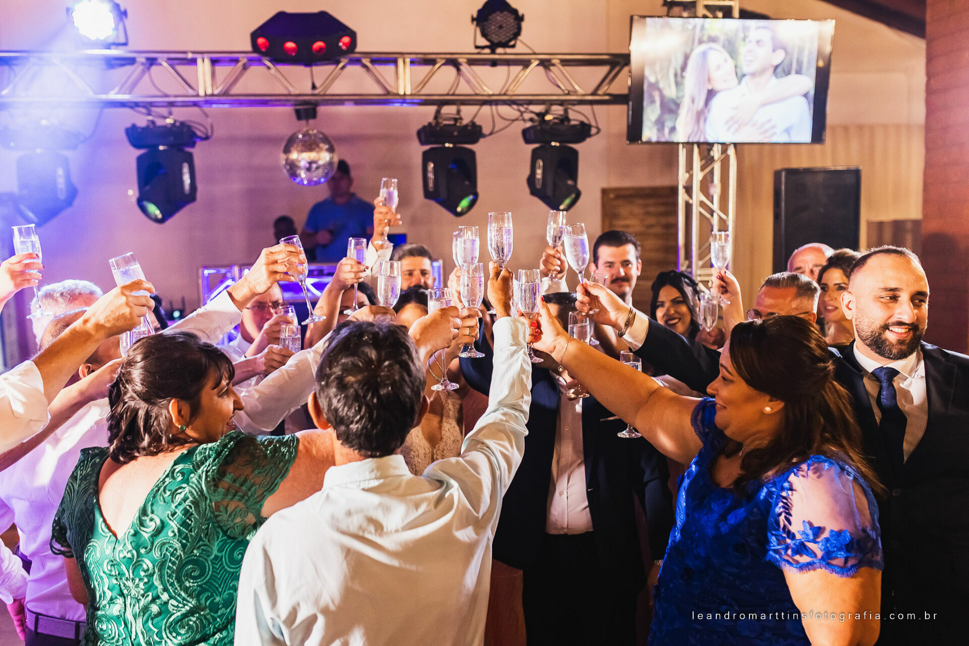 Casamento Lara e Bruno no espaço Estância Ouro Branco