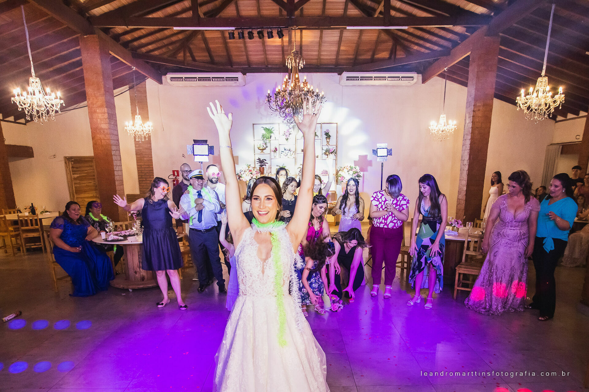 Casamento Lara e Bruno no espaço Estância Ouro Branco
