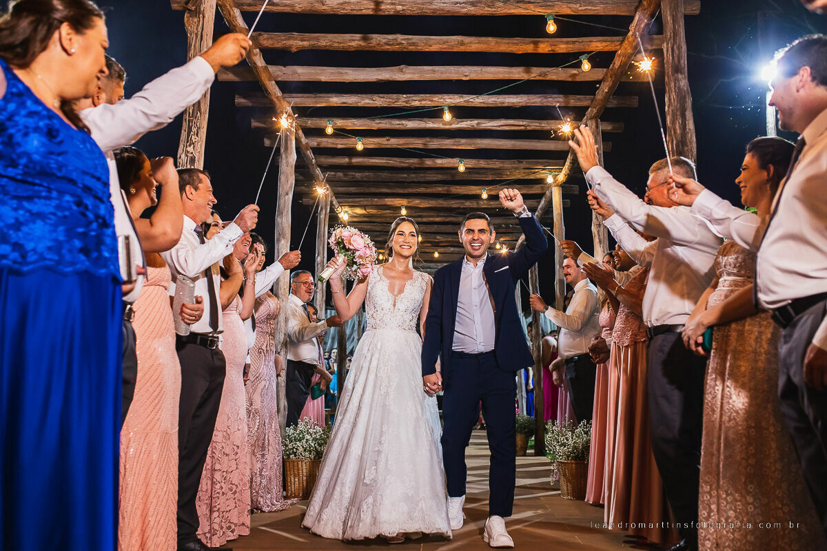 Casamento Lara e Bruno no espaço Estância Ouro Branco