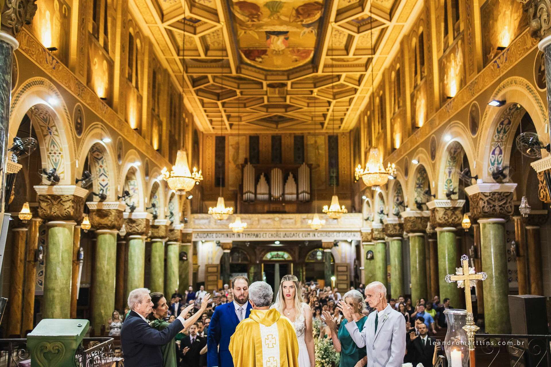Casamento Célia e Rafael na igreja Basílica - Rio Preto